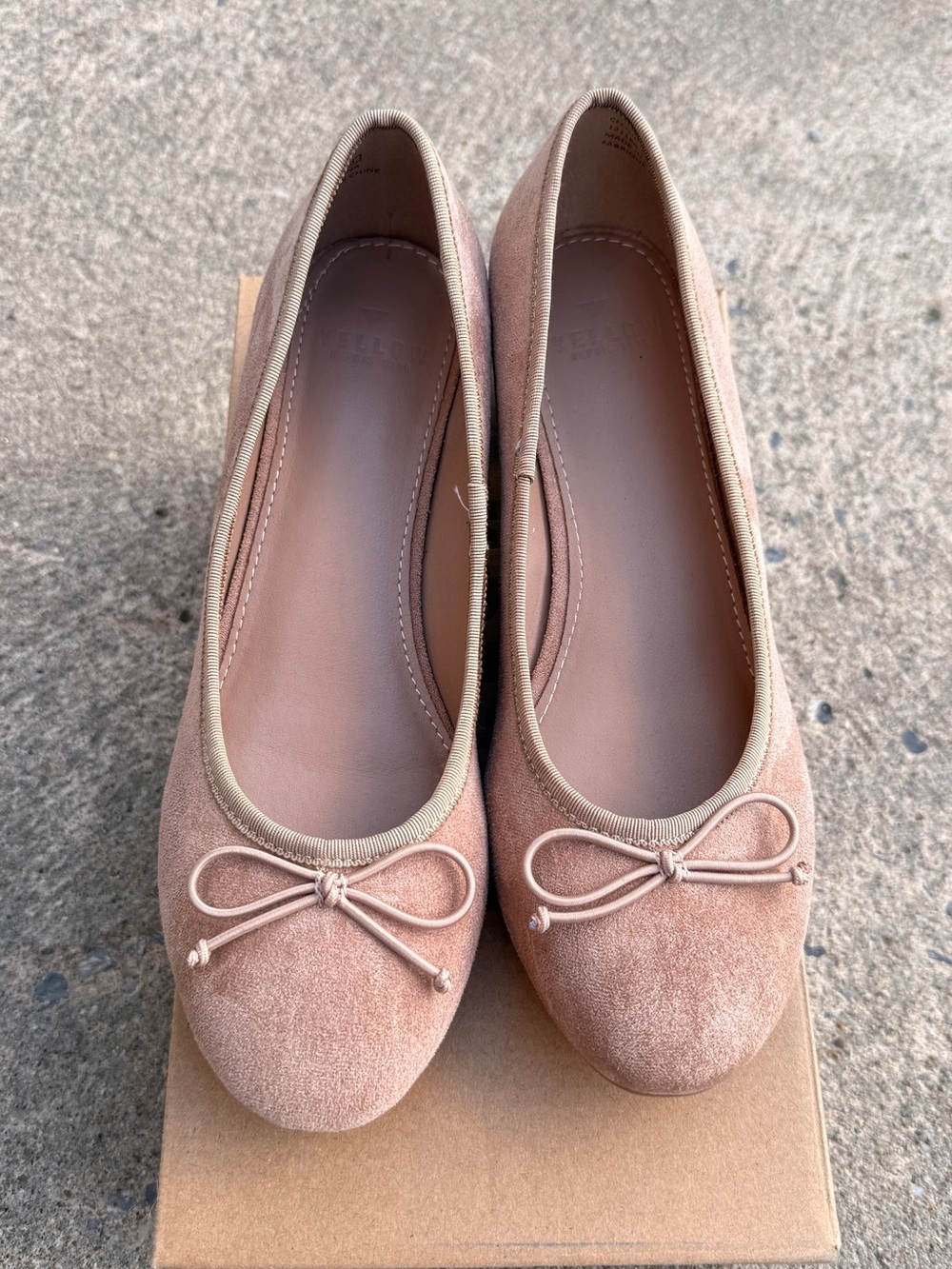 NEW Yellow Classic Women’s Ballet Flats in Blush Pink